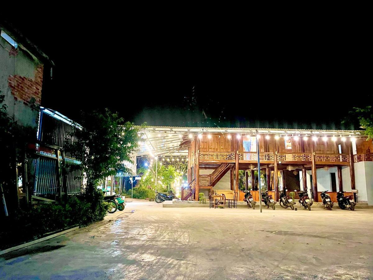 Bugalow Binh Huy Homestay Мок Чау Екстериор снимка