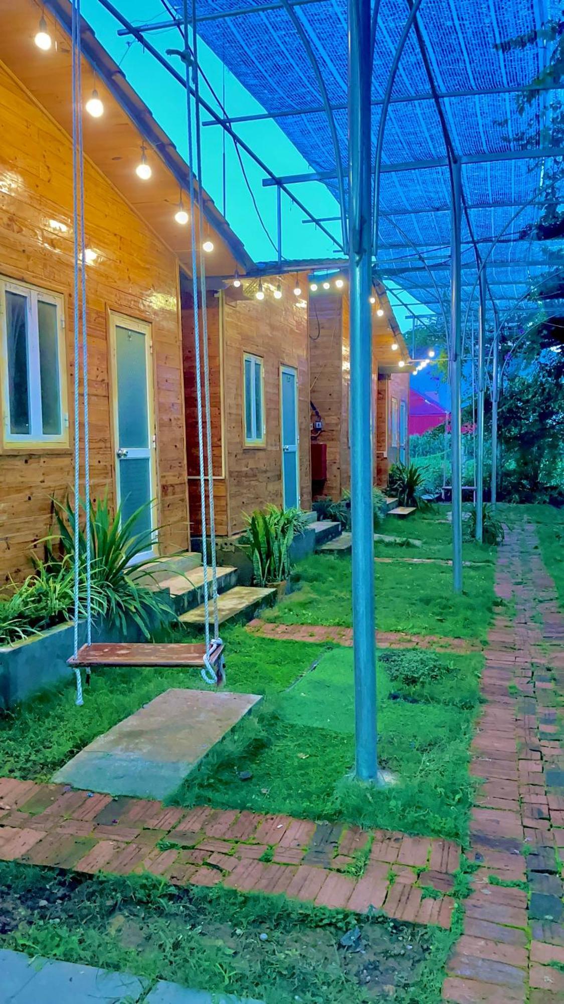 Bugalow Binh Huy Homestay Мок Чау Екстериор снимка