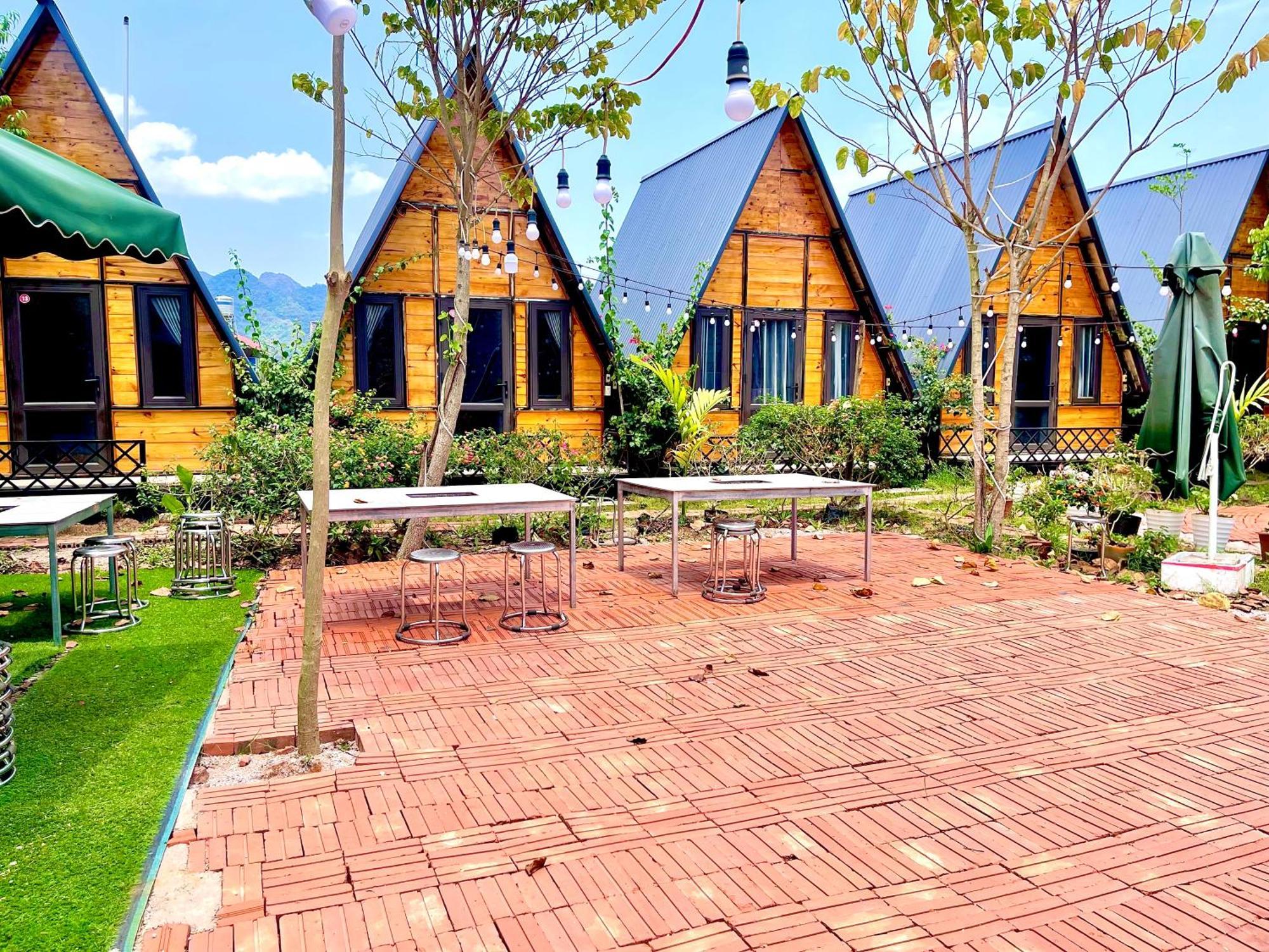 Bugalow Binh Huy Homestay Мок Чау Екстериор снимка